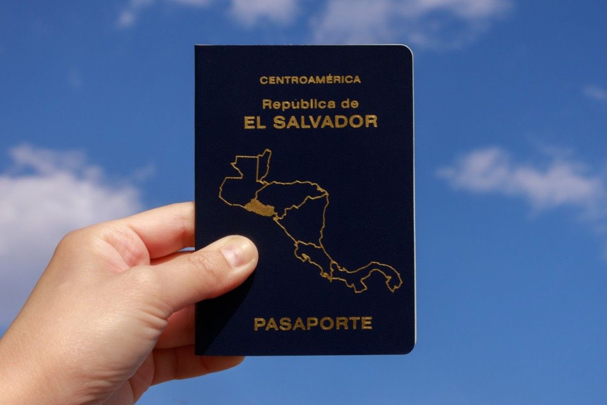 Passport Of El Salvador